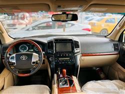 تويوتا لاندكروزر